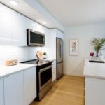 Small Apartment Kitchens to Inspire You to Renova