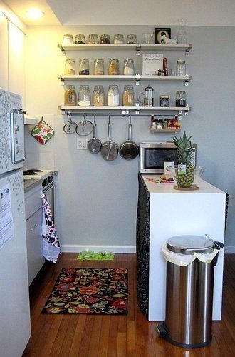 30 Small Cool Kitchens from Real Homes | Small apartment kitchen .