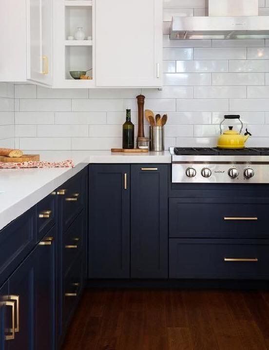 Midnight blue kitchen cabinets for 2018 #2018colourtrends .