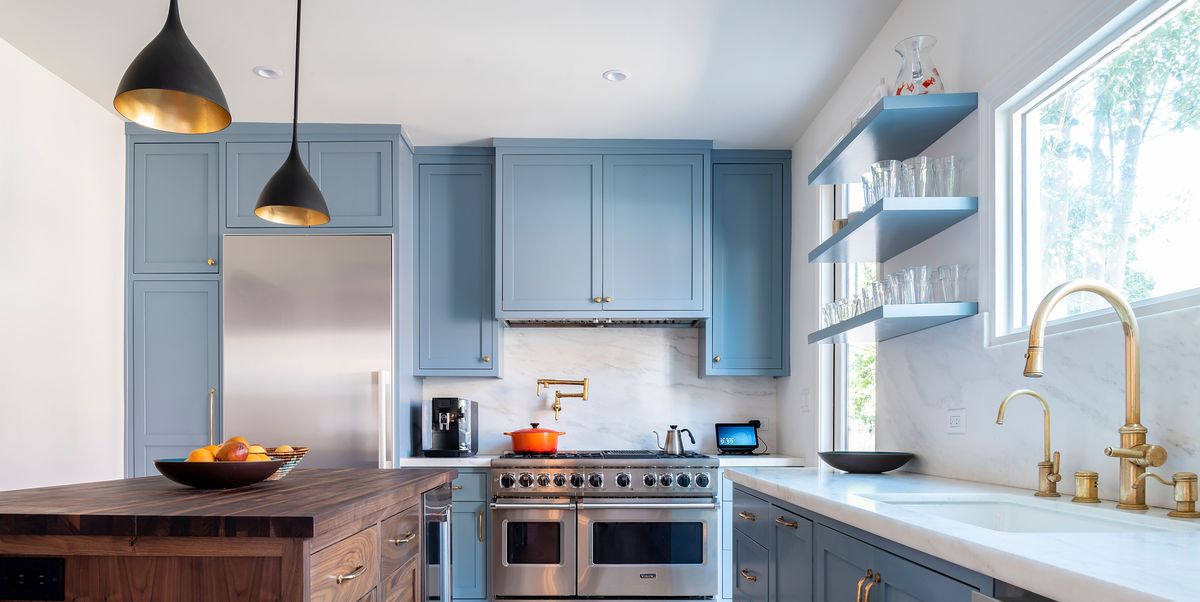 32 Blue Kitchen Cabinets That Make a Stateme