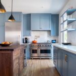 32 Blue Kitchen Cabinets That Make a Stateme
