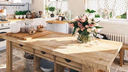 Small eat-in kitchen ideas for cozy meals at home | Real Hom