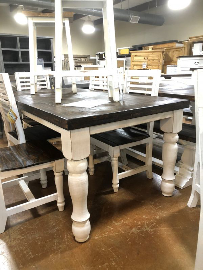 RUSTIC 6' FARMHOUSE TABLE - MD449 | American Oak and Mo