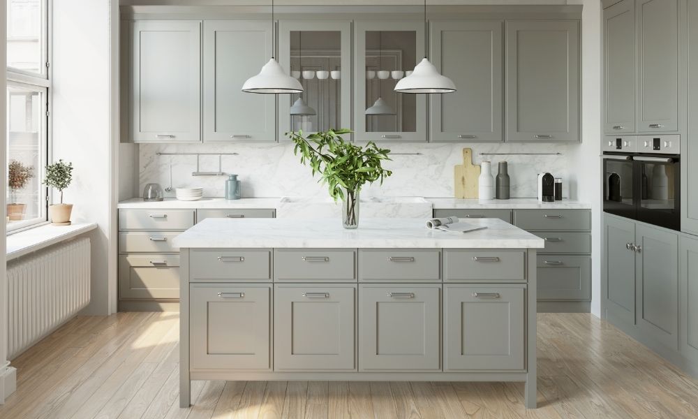 5 Design Ideas for Showcasing Your Gray Kitchen Cabine