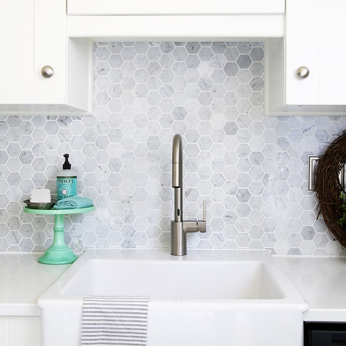 Choosing Kitchen Backsplash Tile | Abby Organiz