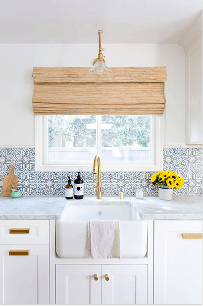 White Kitchen Cabinet Backsplash Ideas - arinsolangeatho