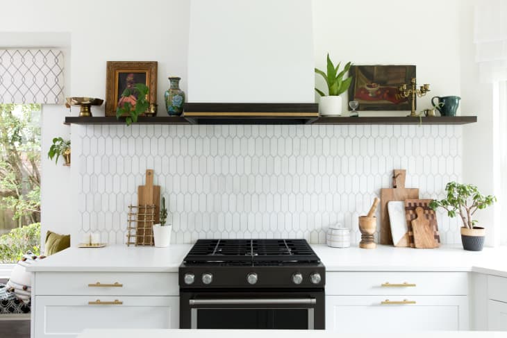 How to Decorate Your Kitchen Counters, According to Professional .