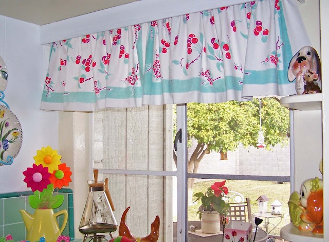 Treasures-n-Textures: Vintage Tablecloth curtains | Vintage .