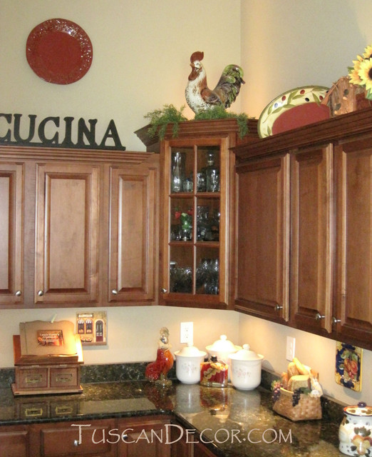 Tuscan Kitchen Decor - Ideas for Decorating A Mediterranean .