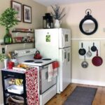 25 Amazing Kitchen Decorating Ideas | Small apartment kitchen .