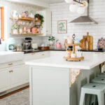 Fresh spring decor ideas for your kitchen - Joanna Anastas