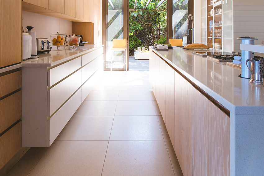 4 Flooring Ideas to Brighten Up Your Kitch