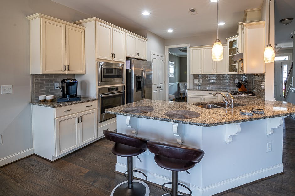 5 Amazing Kitchen Island Trends to Inspire Your Remodel - Higgason .