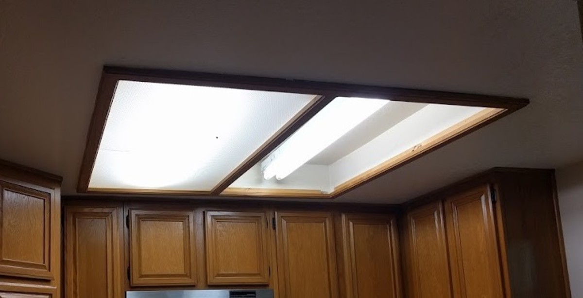 How I Replaced My Fluorescent Kitchen Light With a Track Light .