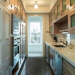 45 Galley Kitchen Ideas That Are Surprisingly Chic | Galley .