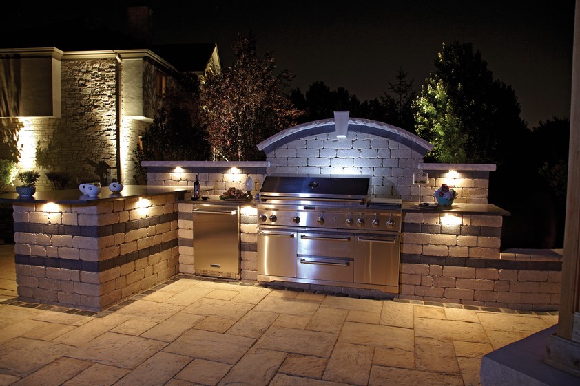 10 Outdoor Kitchen designs sure to Inspi