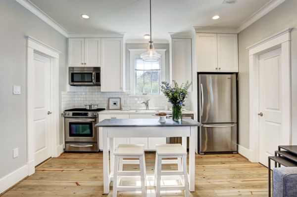 15 Small Kitchen Island Ideas That Inspire | Small white kitchens .