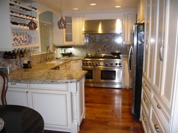 Small Kitchen Remodels | Options to Consider for Your Small Kitch