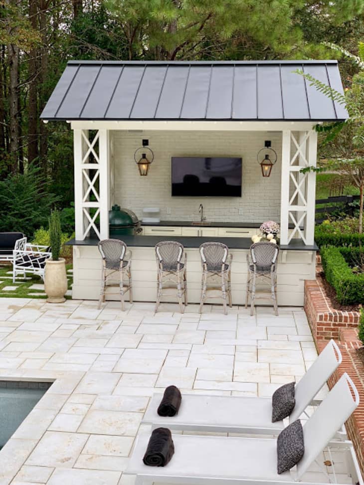 21 Outdoor Kitchen Ideas (With Photos of Inspiring Spaces .