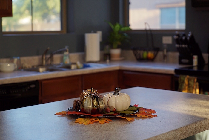 Autumn decorations on the kitchen island