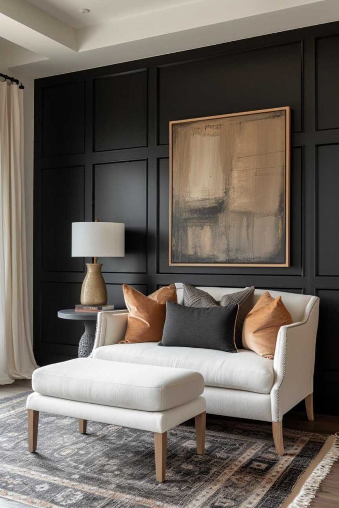 The black walls with smooth paneling form the basis for an elegant and modern living space, which is underlined by the <a href=