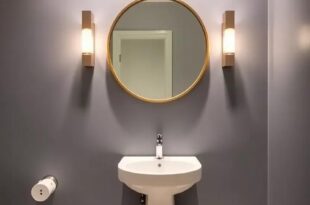 Transform Your Tiny Space: Inspiring Accent Wall Ideas for Small Powder Rooms