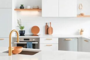 25 Stylish Ways to Incorporate Brass Accents into Your Modern Kitchen Design