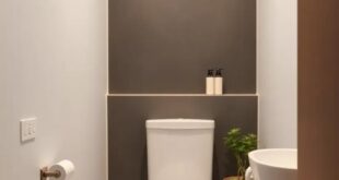 Smart Solutions: Transform Your Tiny Apartment Bathroom into a Stylish Sanctuary