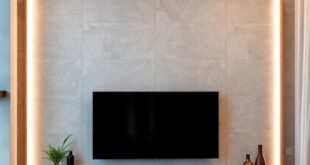 25 Inspiring Ideas for a Stunning Living Room TV Wall with LED Lighting